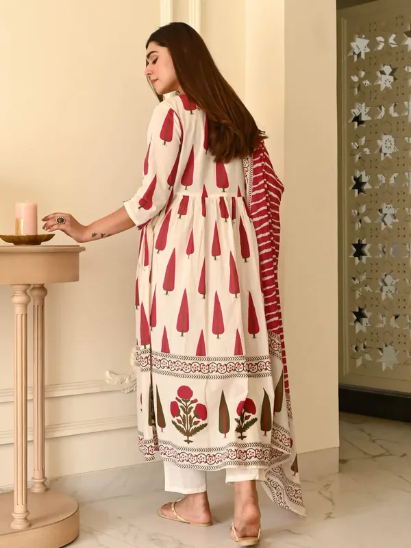 White_base_with_Red_Print_Cotton_Kurti_and_Pant_Pair_With_Mulmul_Dupatta_For_Women