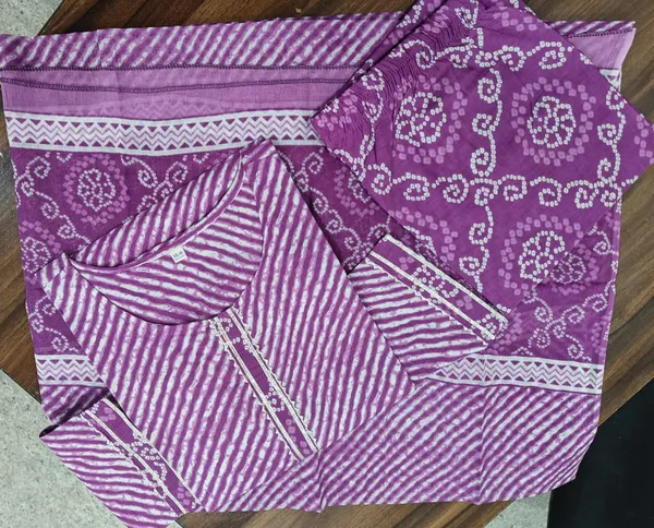 Purple_Cotton_Leheriya_Kurti_and_Pant_Pair_With_Mulmul_Dupatta_For_Women