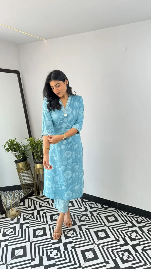 Blue_Cotton_Printed_Kurta_and_Pant_Set_For_Women