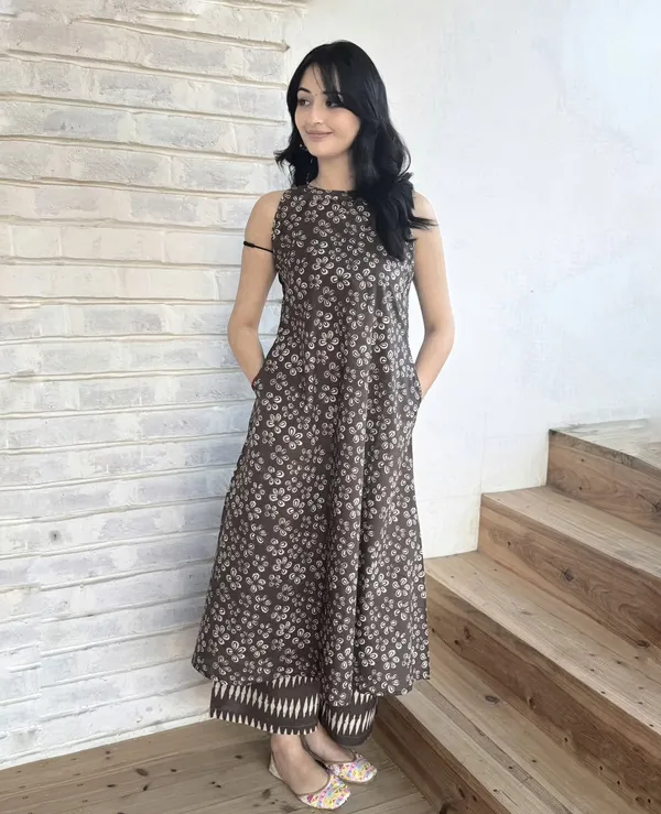 Cotton_Printed_Kurti_and_Palazzo_Set