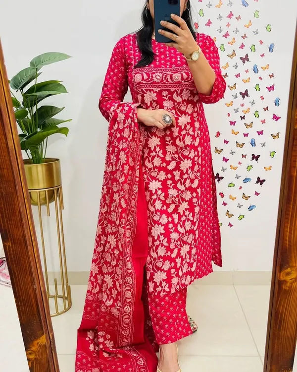 Red_Cotton_Printed_Kurti_and_Pant_With_Dupatta_For_Women