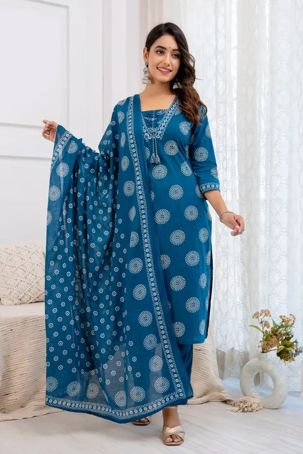 Cotton_Printed_Kurti_and_Pant_With_Malmal_Dupatta