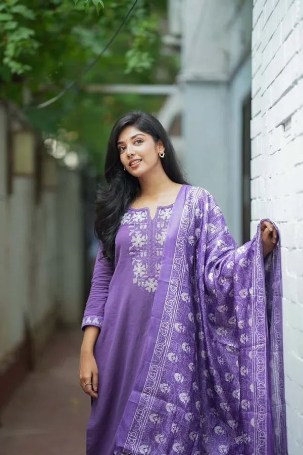 Purple_Khadi_Cotton_Embroidered_Kurti_and_Pant_With_Dupatta_For_Women