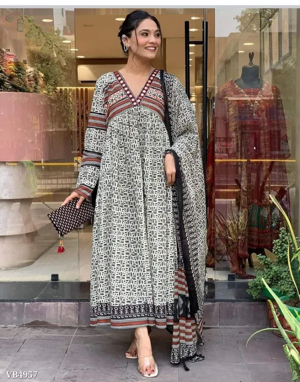White_and_Black_Pure_Cotton_Kurti_and_Pant_with_Dupatta_Set_For_Women