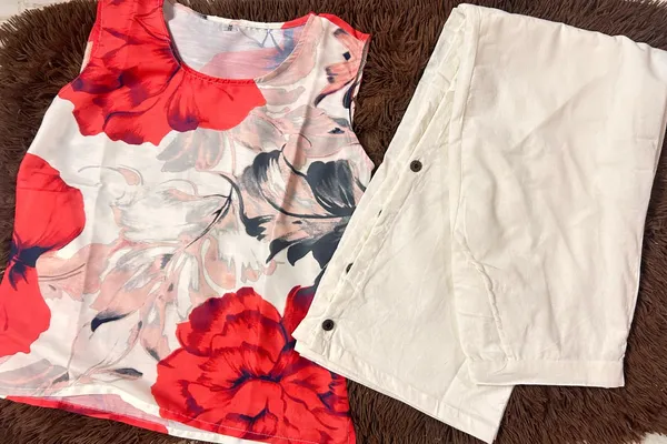 White_Stylish_Cotton_Culottes_Pant_Pair_With_Muslin_Top_For_Women