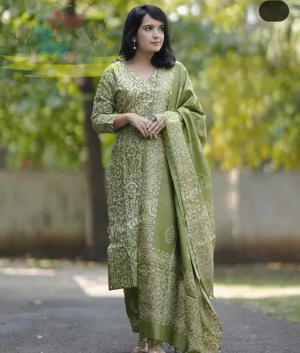Green_Beautiful_Printed_Cotton_Kurti_and_Pant_Pair_With_Mulmul_Dupatta_For_Women