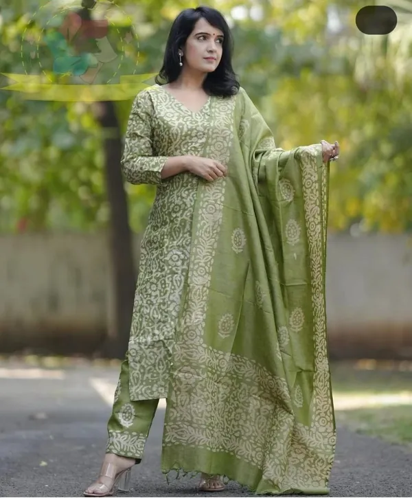 Green_Beautiful_Printed_Cotton_Kurti_and_Pant_Pair_With_Mulmul_Dupatta_For_Women