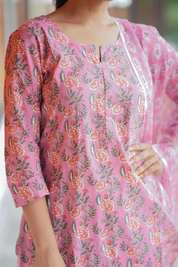 Pink_Pure_Cotton_Kurti_and_Pant_With_Dupatta_Set_For_Women