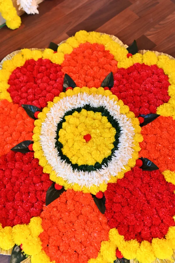 Multicolor_Charvi_Flower_Shaped_Artificial_Rangoli_|34_x_34_inch|_Festive_Decor