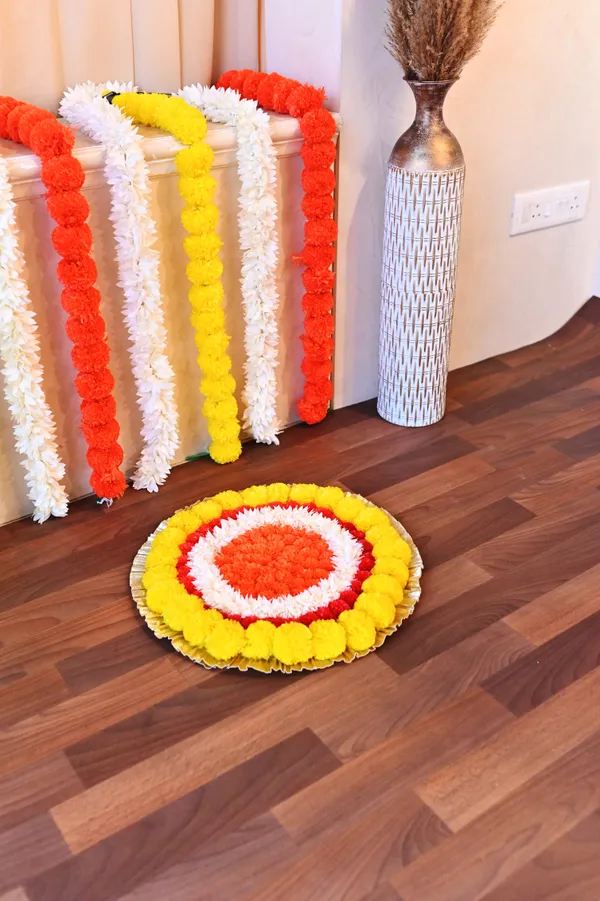 Multicolor_Rishika_Circle_Shaped_Artificial_Rangoli_|18*18_inch|_Festive_Decor