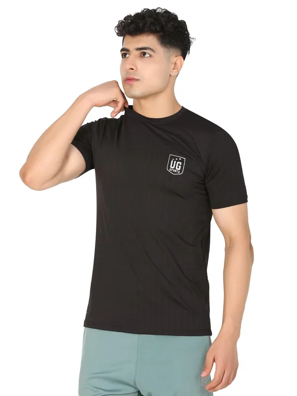 Black_Quick_Dry_Fit_Round_Neck_T-Shirts_For_Men