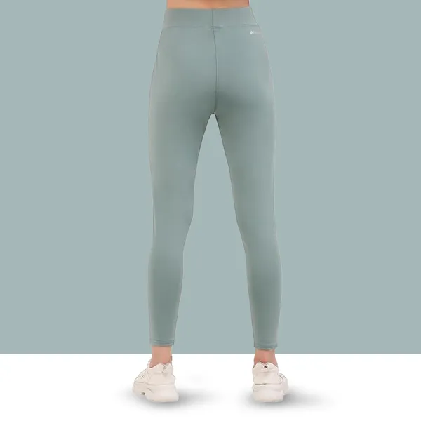 Green_Stretchable_Slim_Fit_Legging_For_Women