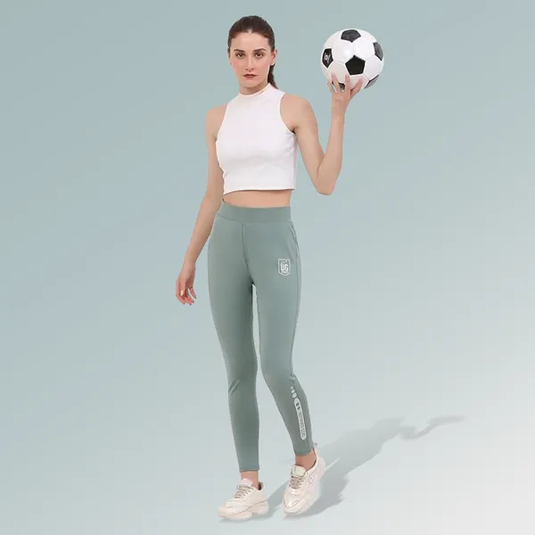 Green_Stretchable_Slim_Fit_Legging_For_Women