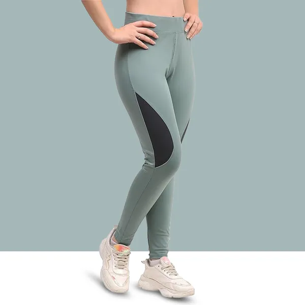 Green_&_Black_Stretchable_Colorblock_Slim_Fit_Legging_For_Women