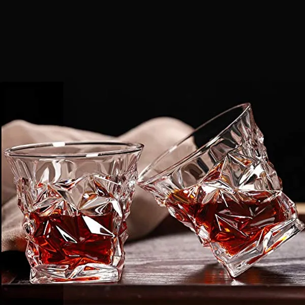 Pack_Of_4,_Transparent_Diamond_Crystal_Cut_Whiskey_Glasses_300_ml
