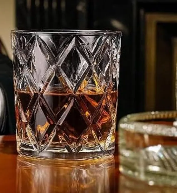 Pack_Of_6,_Transparent_Italian_Diamond_Brick_Whiskey_Glass,_Rum_Glass,_Cocktail_Glass,_Diamond_Cut_Design,_330ml_each_(10_*_8,5_cm)