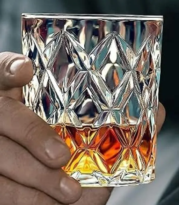 Pack_Of_6,_Transparent_Italian_Diamond_Brick_Whiskey_Glass,_Rum_Glass,_Cocktail_Glass,_Diamond_Cut_Design,_330ml_each_(10_*_8,5_cm)