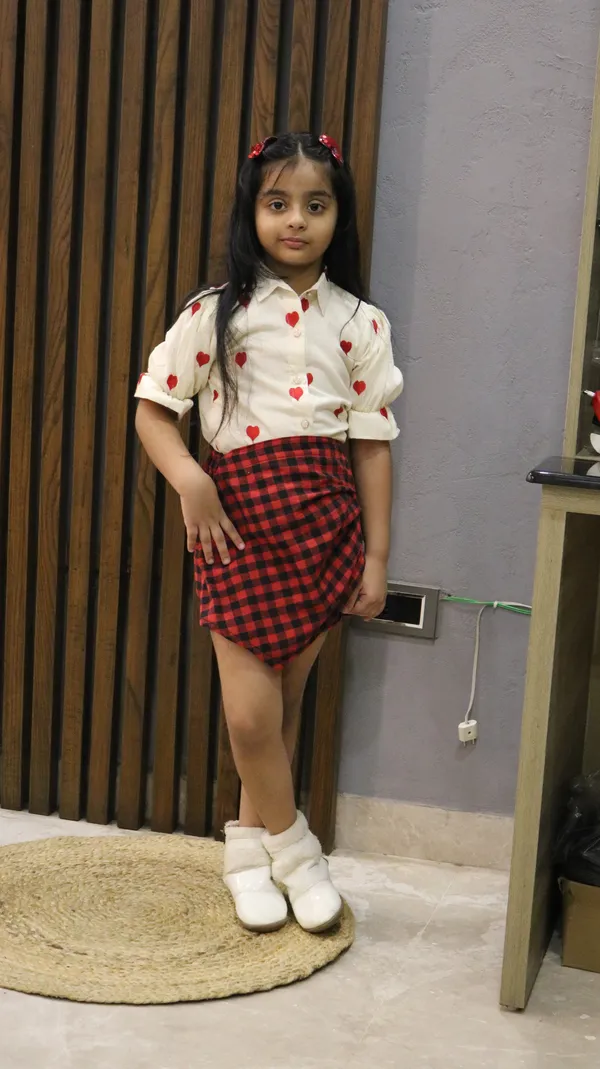 Red_Heart_Cotton_Premium_&_Elegant_Regular_Solid_Shirt_For_Girl