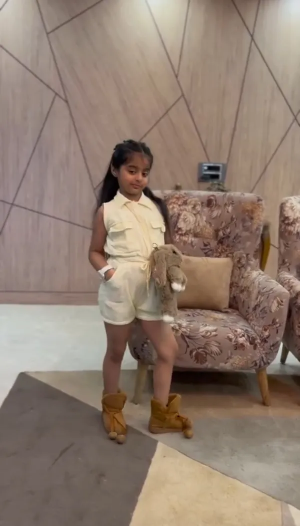 Cream_Cotton_Premium_&_Elegant_Regular_Solid_Jumpsuit_For_Girl