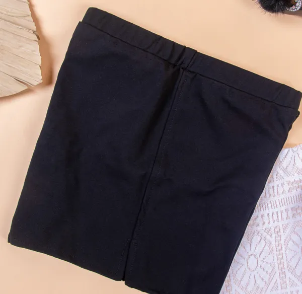 Black_Lycra_Premium_&_Elegant_Regular_Solid_Skirt_For_Girl