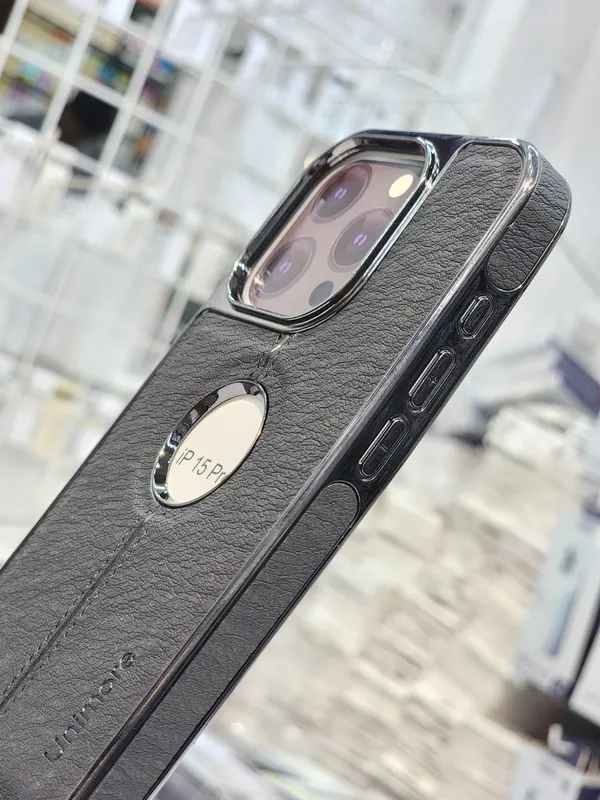 15_PRO_Matte_Finish_and_Electroplated_Camera_Protection_Back___(Mobile_Cover)