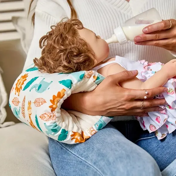 Nursing_Arm_And_Breastfeeding_And_Bottle_Feeding_Head_Support_Pillow
