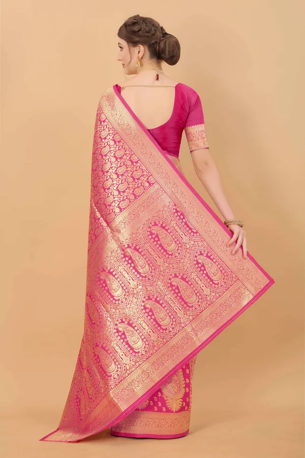 Pink_Amazing_Ethnic_Wear_Silk_Traditional_Saree