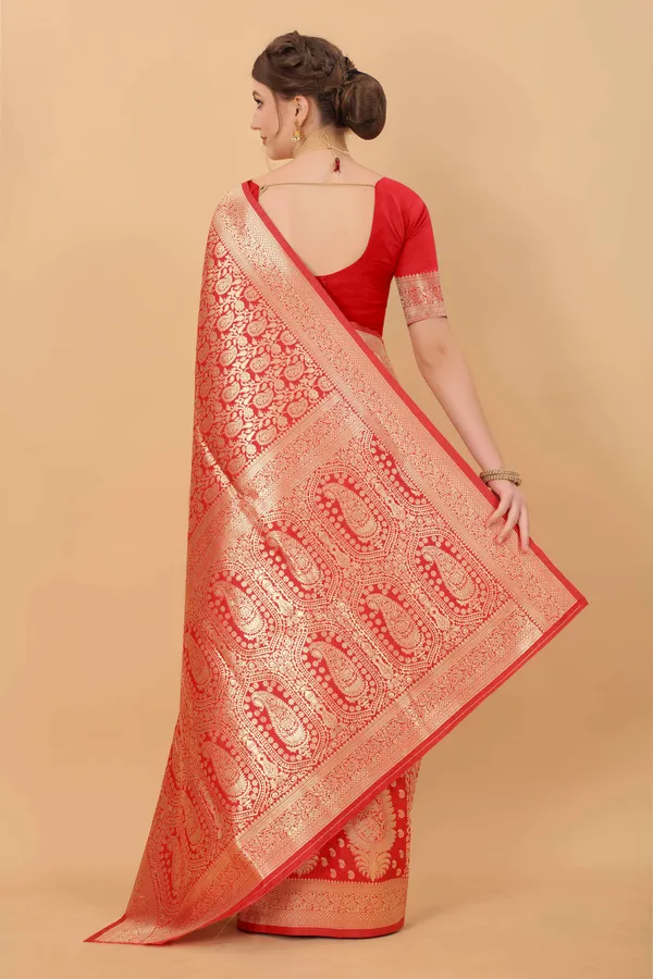 Red_Amazing_Ethnic_Wear_Silk_Traditional_Saree