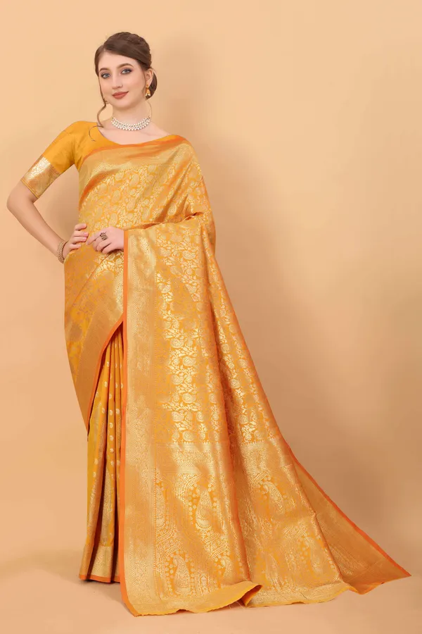 Yellow_Amazing_Ethnic_Wear_Silk_Traditional_Saree