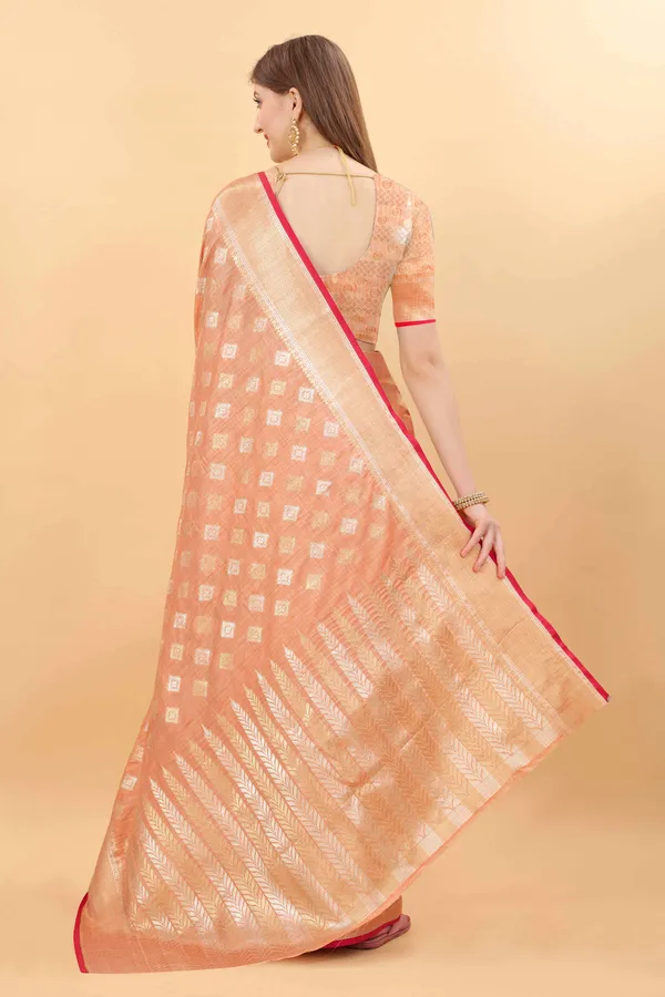 Gajari_Amazing_Ethnic_Wear_Silk_Blended_Chanderi_Traditional_Saree