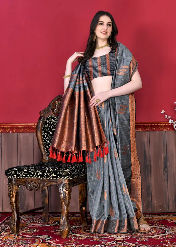 Grey_Katan_Silk_With_Beautiful_Copper_Zari_Weaving_Pallu_With_Zari_Weaving_Border_Saree
