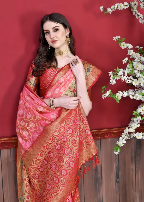 Pink_Cotton_Silk_With_Beautiful_Zari_&_Meenakari_Weaving_Pallu_With_Zari_Weaving_Border_Saree