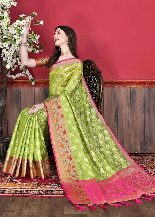 Pista_Green_Cotton_Silk_With_Beautiful_Zari_&_Meenakari_Weaving_Pallu_With_Zari_Weaving_Border_Saree