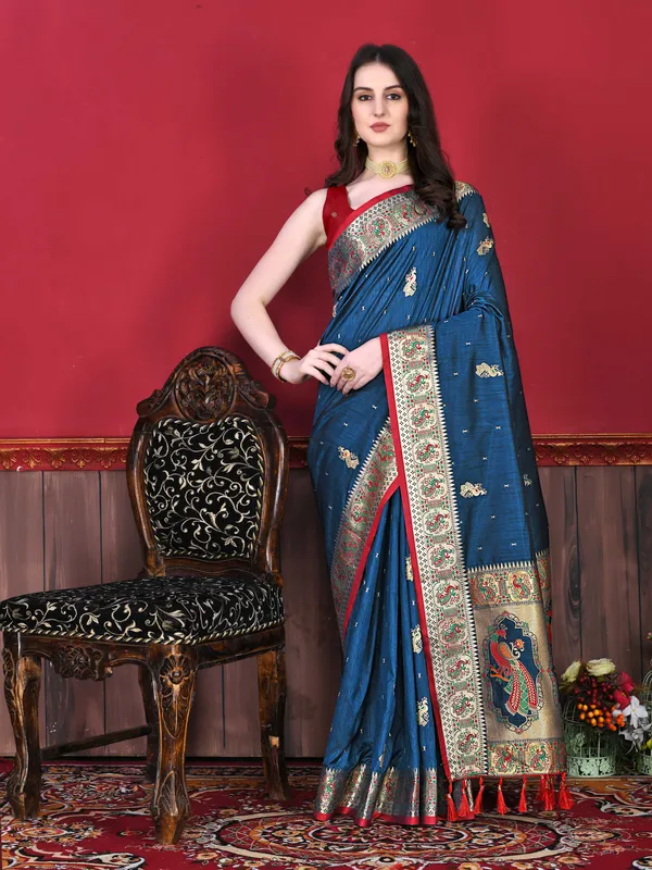 Navy_Blue_Art_Silk_With_Beautiful_Zari_&_Meenakari_Weaving_Pallu_With_Zari_Weaving_Border_Saree