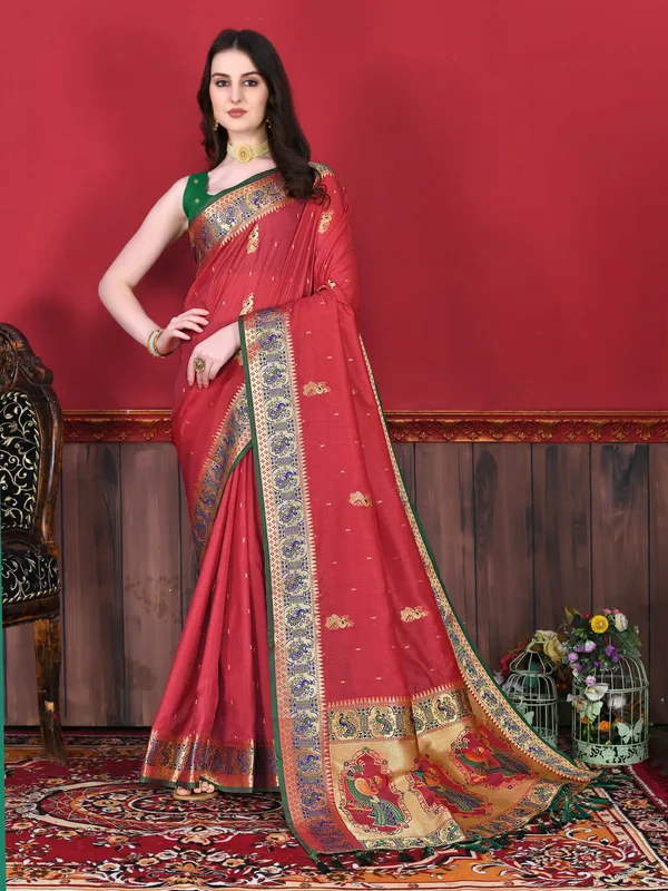 Red_Art_Silk_With_Beautiful_Zari_&_Meenakari_Weaving_Pallu_With_Zari_Weaving_Border_Saree
