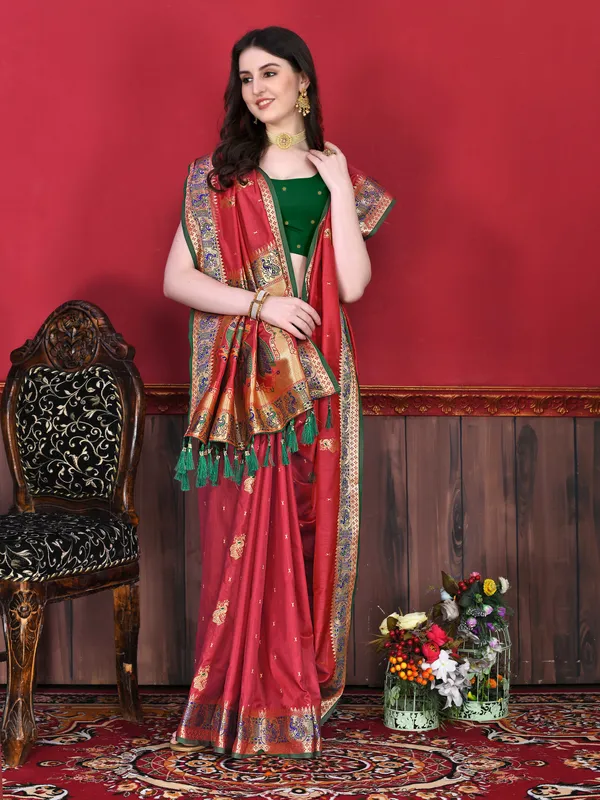 Red_Art_Silk_With_Beautiful_Zari_&_Meenakari_Weaving_Pallu_With_Zari_Weaving_Border_Saree