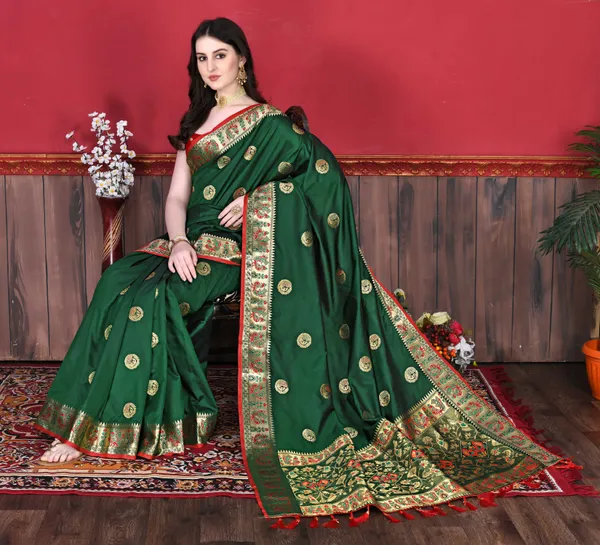 Green_Art_Silk_With_Beautiful_Zari_&_Meenakari_Weaving_Pallu_With_Zari_Weaving_Border_Saree