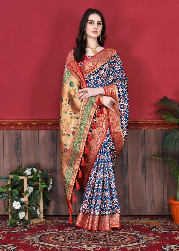 Navy_Blue_Art_Silk_With_Beautiful_Zari_Weaving_Pallu_With_Patola_Print_All_Over_&_Zari_Weaving_Border_Saree