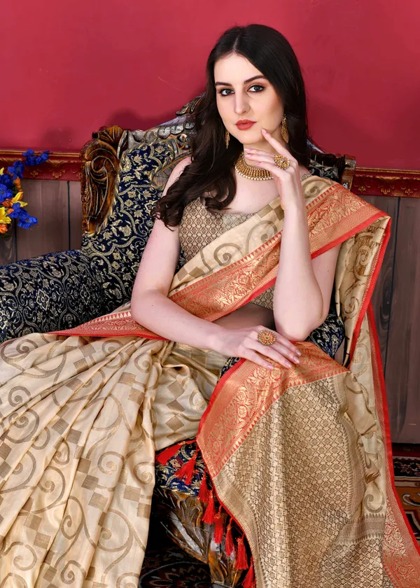 Creamsoft_Silk_For_Beautiful_Fully_Weaving_Saree_Unstiched_Blouse