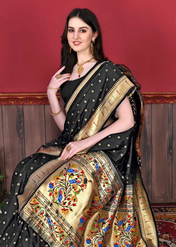 Black_Soft_Silk_Beautiful_Fully_Weaving_Saree_Unstiched_Blouse
