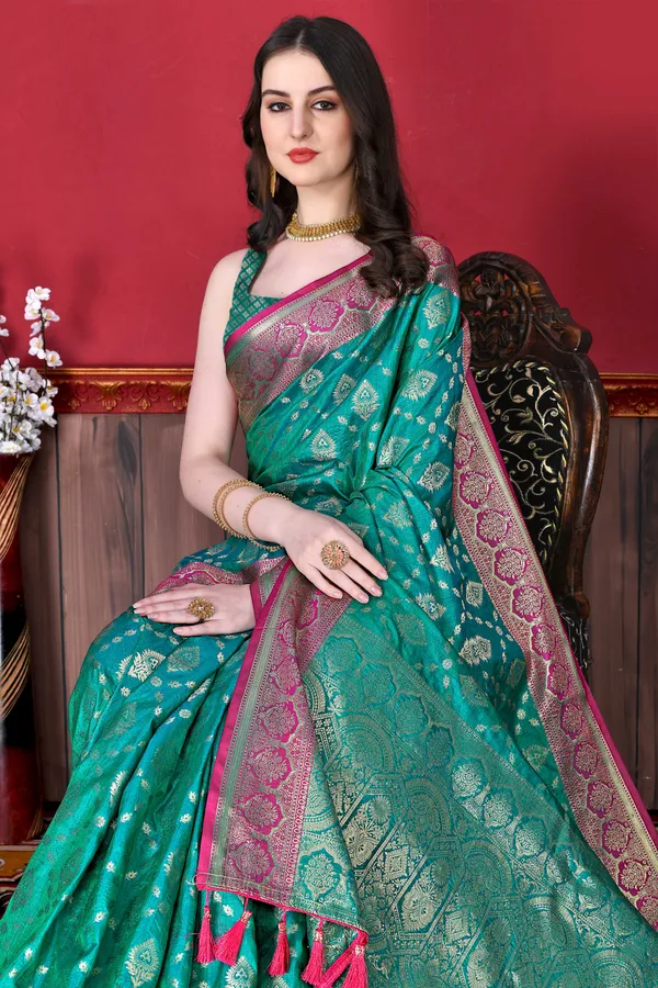 Rama_(Peacoke_Blue)_Soft_Katan_Silk_With_Beautiful_Zari_Weaving_Pallu_With_Zari_Weaving_Border_Saree