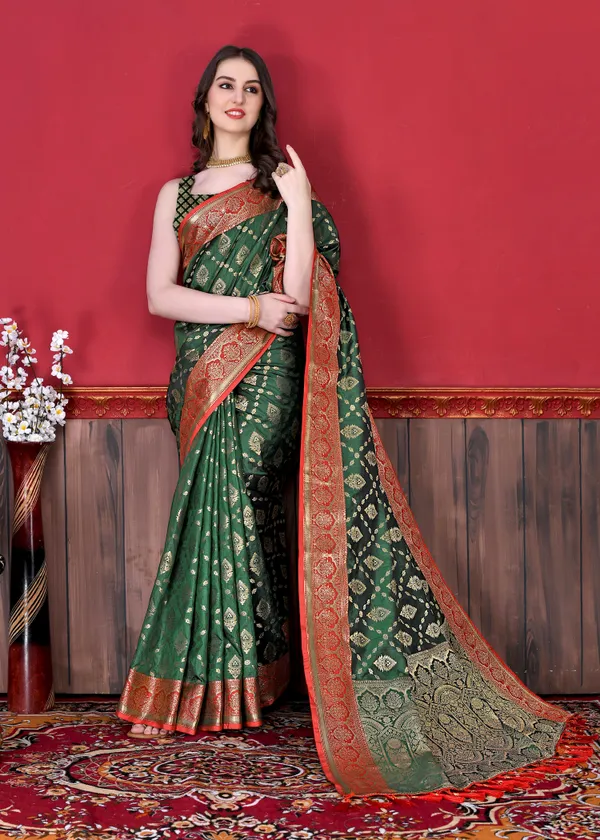 Green_Soft_Katan_Silk_With_Beautiful_Zari_Weaving_Pallu_With_Zari_Weaving_Border_Saree