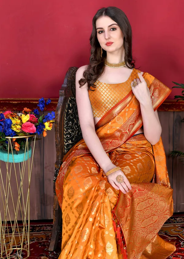 Mustard(Yellow)_Soft_Katan_Silk_With_Beautiful_Zari_Weaving_Pallu_With_Zari_Weaving_Border_Saree