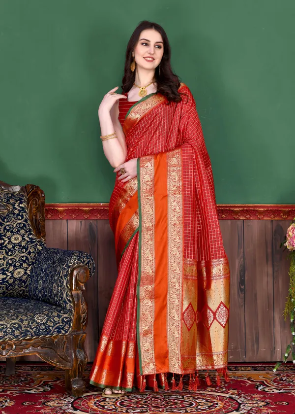 Red_Soft_Silk_Daman_Style_For_Beautiful_Women_With_Zari_Weaving_Pallu_Saree