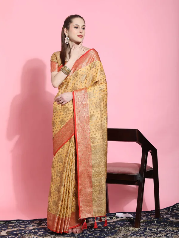 Yellow_Katan_Silk_With_Zari_Weaving_Rich_Pallu_And_Contrast_Weaving_Small_Border_Saree