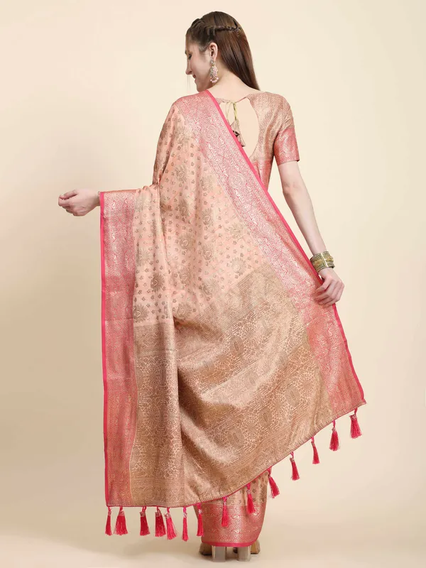 Peach_Katan_Silk_With_Zari_Weaving_Rich_Pallu_And_Contrast_Weaving_Small_Border_Saree