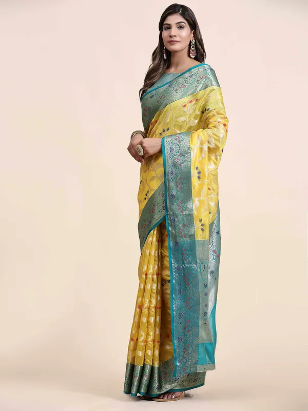 Yellow_Organza_Silk_Fabric_With_Zari_Weaving_Rich_Pallu_And_Contrast_Meenakri_Weaving_Border_Saree