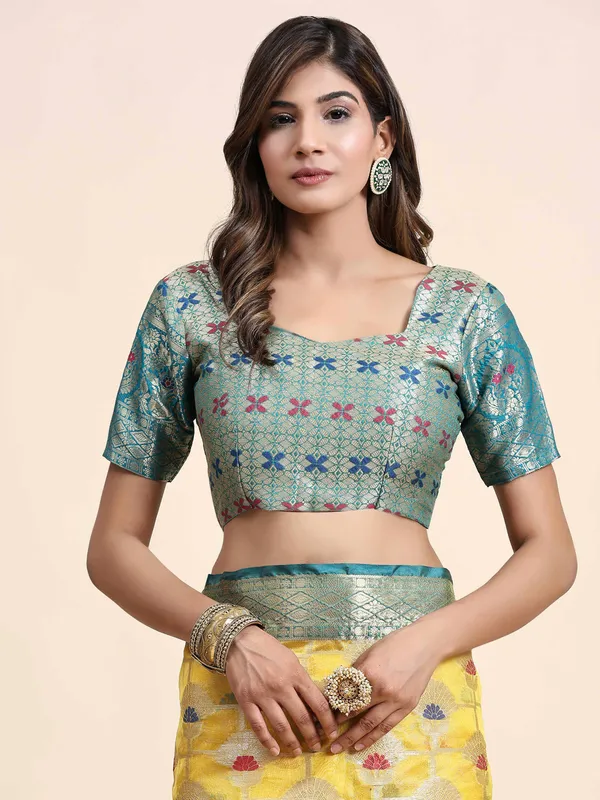 Yellow_Organza_Silk_Fabric_With_Zari_Weaving_Rich_Pallu_And_Contrast_Meenakri_Weaving_Border_Saree