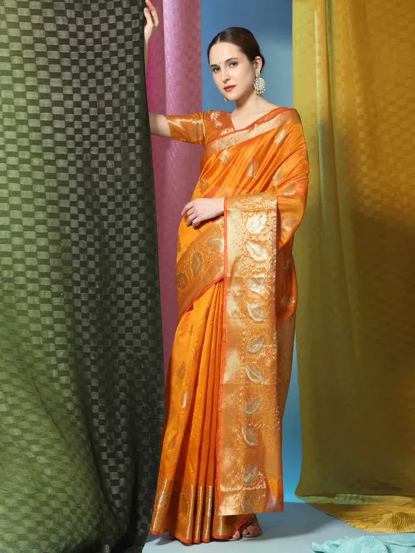 Orange_Organza_Silk_Fabric_With_Zari_Weaving_Rich_Pallu_And_Contrast_Meenakri_Weaving_Border_Saree