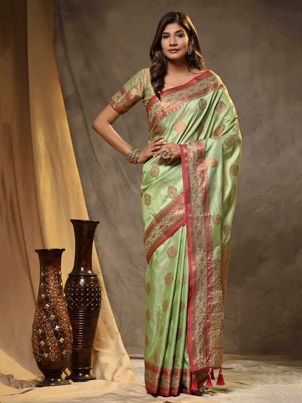 Pista_Katan_Silk_With_Zari_Weaving_Rich_Pallu_And_Contrast_Weaving_Small_Border_Saree